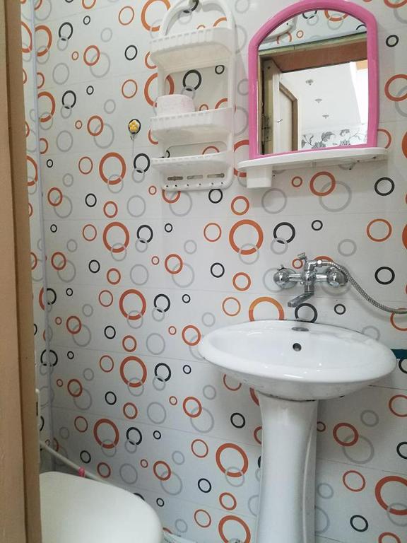 Nona's Guest House room 4